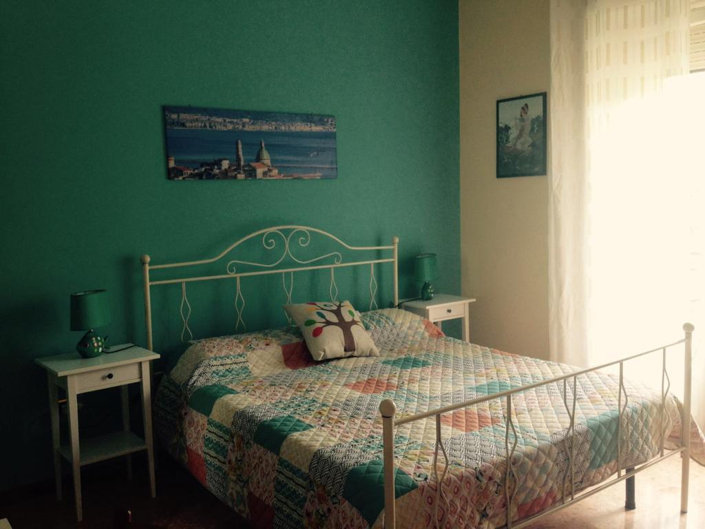 Chiavi Antiche B&B Салерно Экстерьер фото