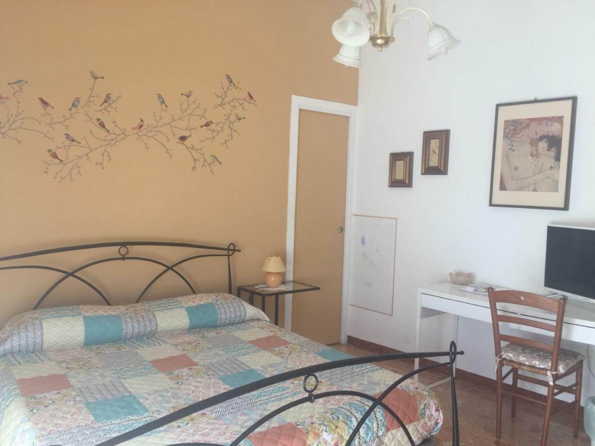 Chiavi Antiche B&B Салерно Экстерьер фото